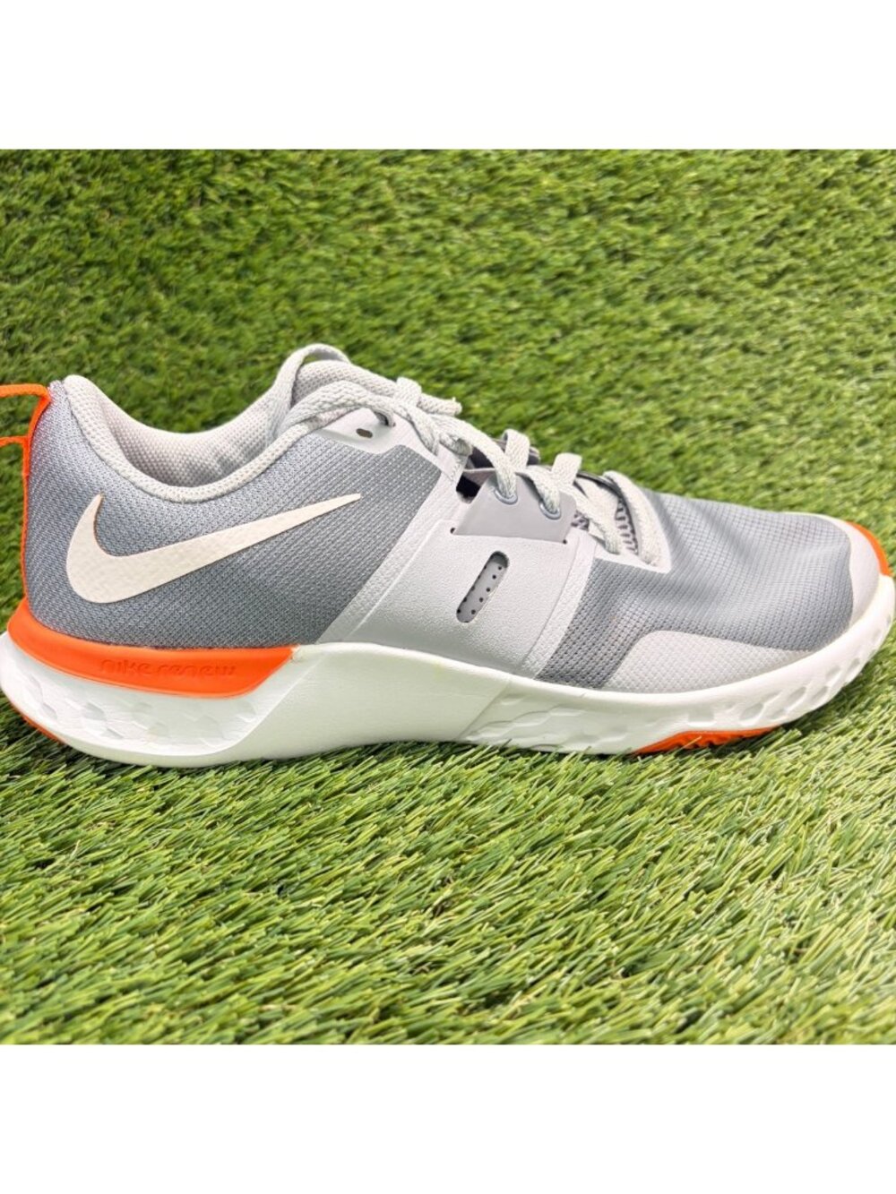 Nike Renew Retaliation TR Mens Size 10.5 Gray Athletic Running Shoes Sneakers